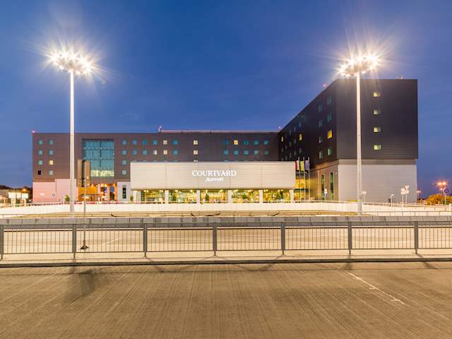 Courtyard by Marriott Warsaw Airport